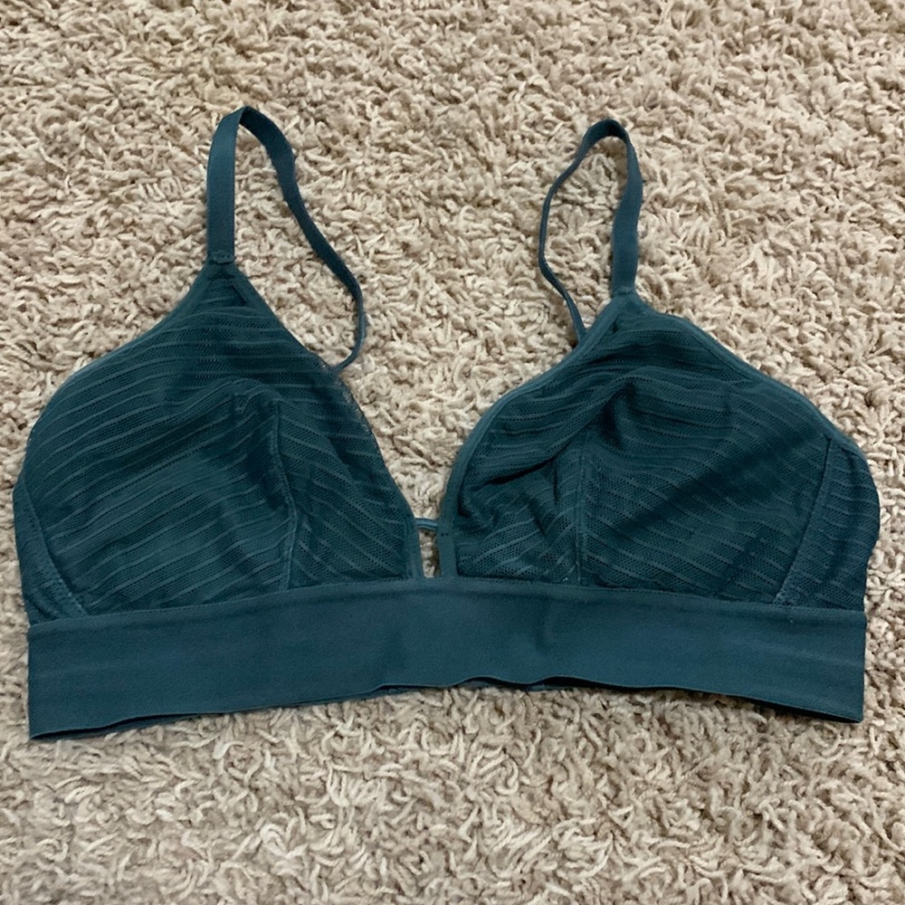 Lively 2 Dark Green wireless Bra